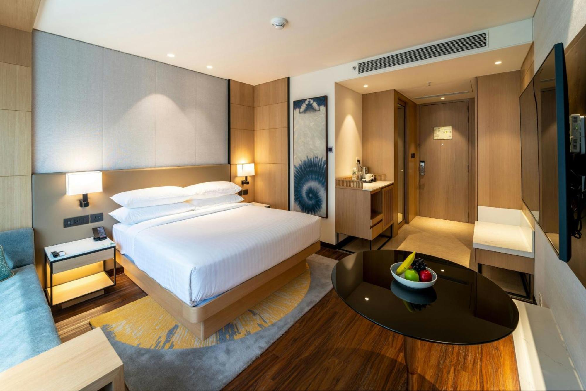 Courtyard By Marriott Vadodara Eksteriør bilde